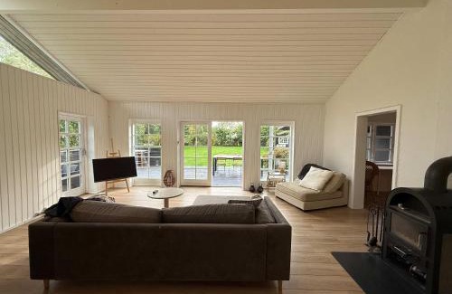 Yderby House | Vacation home 1 minute away from the Beach