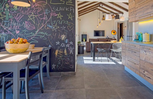Makarska House | Vacation home 2M by Interhome