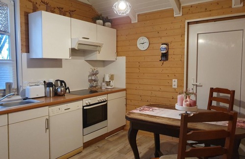 Uplengen Cabin | Vacation home Am Wald 35531 - Holiday home Am Wald