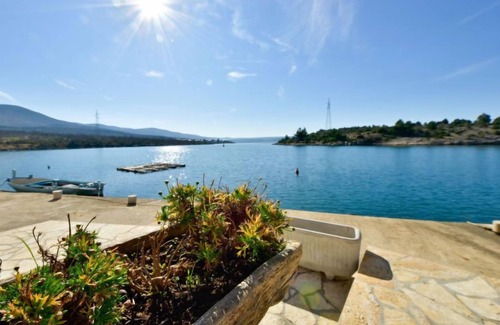 Obrovac House | Vacation home Ana by Interhome