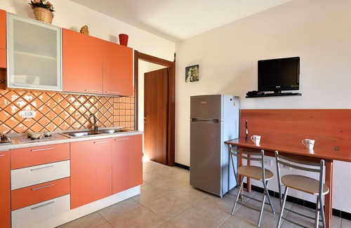 Tertenia House | Vacation Home 'Appartamento Sole 5' with Sea View, Garden