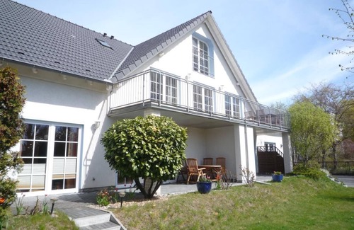 Hohe Dune Apartment | Vacation home at the marina, sea breeze