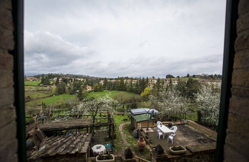 Monticiano House | Vacation home Bravi Tuscan home in the vicinity of Siena