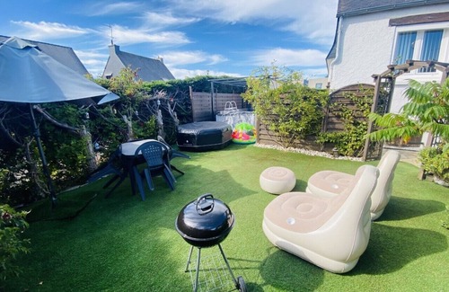 Lannion House | Vacation Home Comfortable Spa Pool Garden