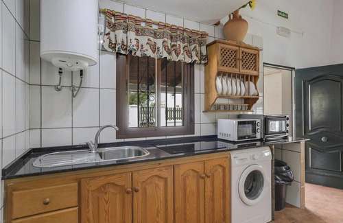 Zahora House | Vacation Home "Cortijo Miguelin" with Pool, Wi-Fi, Terraces & Garden