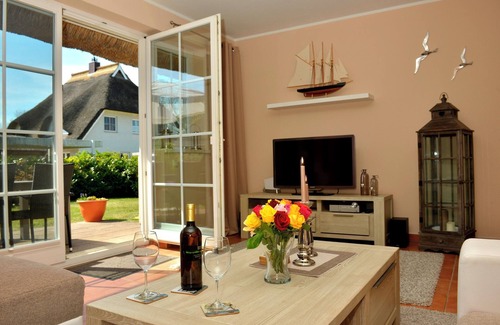 Born auf dem Darss House | Vacation home "Schipperhus" - semi-detached house approx. 100 m² for 2-6 persons