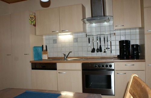 Tannenhausen House | Vacation home Fentje - Holiday home, shower and bath, WC, 2 bedrooms
