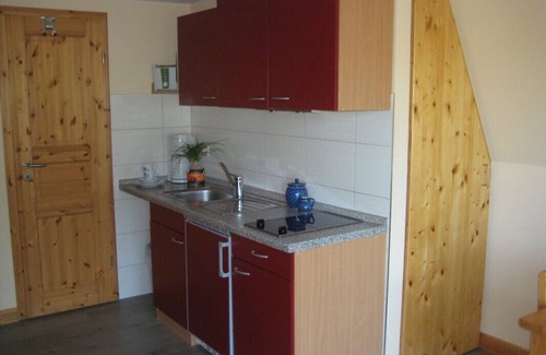 Wittenbeck House | Vacation Home "Finnhütte Fisch Wittenbecker Tannen" with Private Terrace & Shared Garden