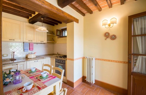 Camucia House | Vacation home for 13 guests with 450m² in Cortona (273279)