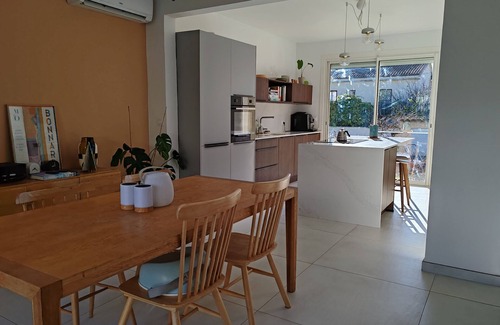 Castelnau-le-Lez House | Vacation home with pool (8/10 people)