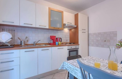 Valdebek House | Vacation home Gojak by Interhome