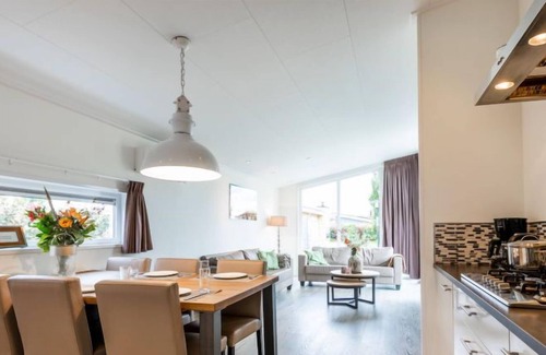 Gasthuis House | Vacation home Green Resort Mooi Bemelen in Bemelen - 6 persons, 3 bedrooms
