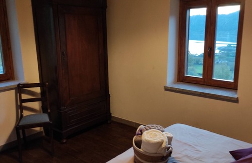 Nemi House | Vacation Home "Il Nemus Agriturismo" with Lake View & Private Garden