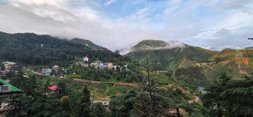 Dharamshala Bed & Breakfast | Vacation home