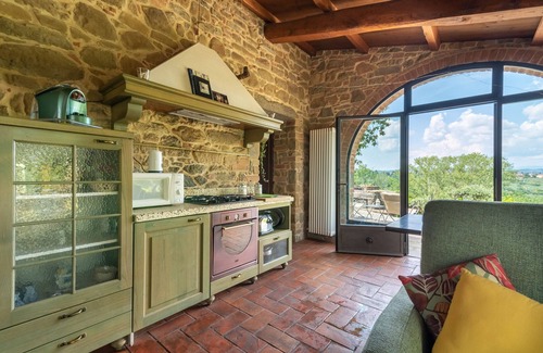 Monte San Savino House | Vacation Home 'La Limonaia' with Pool, Private Terrace & Wi-Fi