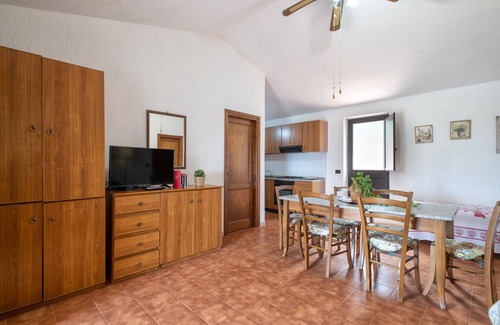 Trinita d'Agultu e Vignola House | Vacation Home "La casa vista isola" with Sea View, Terrace & Garden