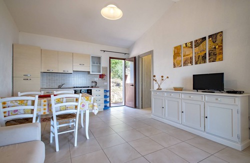 Trinita d'Agultu e Vignola House | Vacation Home "la casa del guardiano della torre 2" with Sea View