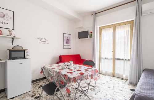 Jerzu House | Vacation Home "Jerzu Centro" with Private Terrace & Balcony