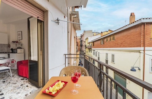 Jerzu House | Vacation Home "Jerzu Centro" with Private Terrace & Balcony