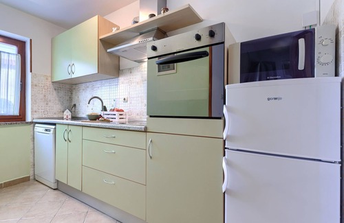 Pican House | Vacation home Kate by Interhome