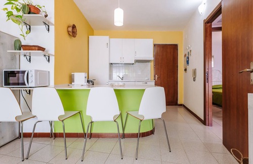 Muravera House | Vacation Home "La Pavoncella" with 2 Balconies & A/C