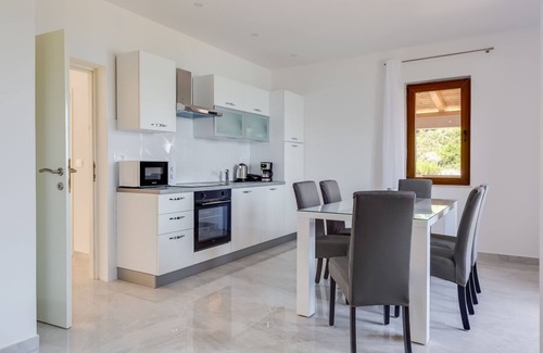 Novigrad House | Vacation home Lorena by Interhome
