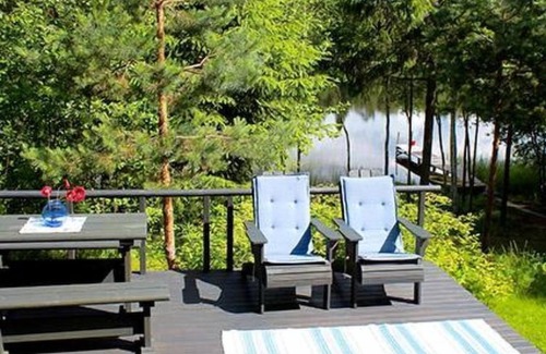 Padasjoki House | Vacation home Lokki by Interhome