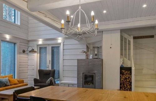 Pyhatunturi House | Vacation home Lumous a in Pelkosenniemi - 8 persons, 3 bedrooms