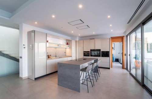 Manilva House | Vacation home Luz by Interhome