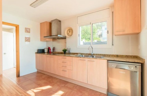 Roda de Bara House | Vacation home Mimi by Interhome