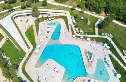 Bale House | Vacation home Mon Perin Mobilehome Comfort Plus in Rovinj/Bale - 6 persons, 2 bedrooms