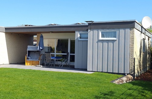 Horumersiel House | Vacation home Nordseebrise, with sun terrace in a quiet location, from Horumersiel