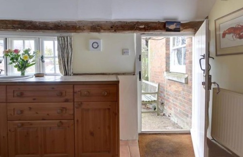 Sissinghurst House | Vacation home Old Cobblers Cottage in Sissinghurst - 4 persons, 2 bedrooms