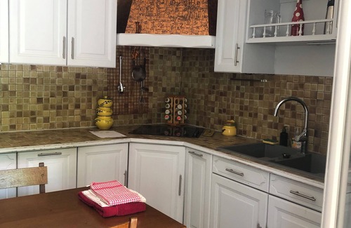 Le Porge House | Vacation home. Spacious and pleasant for family vacations. Conveniently located.