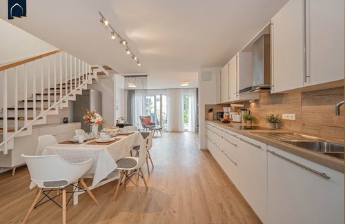 Koelpinsee House | Vacation home Strandrose only 800m to the beach - ideal for families