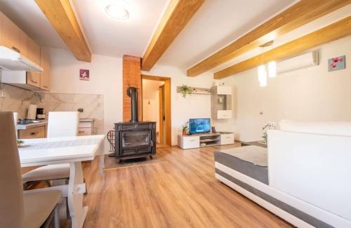 Tounj House | Vacation home Tina by Interhome