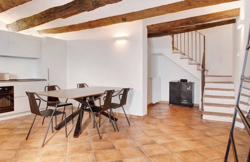 Montemagno House | Vacation Home "Vicolo 10" with Private Balcony & Wi-Fi