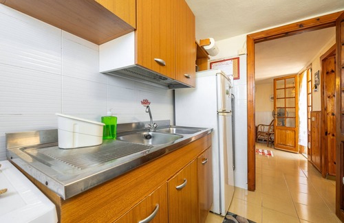 Carloforte House | Vacation Home 'Villa Ondina Carloforte' near Beach with Terrace & Wi-Fi