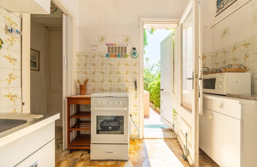 Carloforte House | Vacation Home "Villa Ondina T Carloforte" with Sea View, Private Terrace & Wi-Fi
