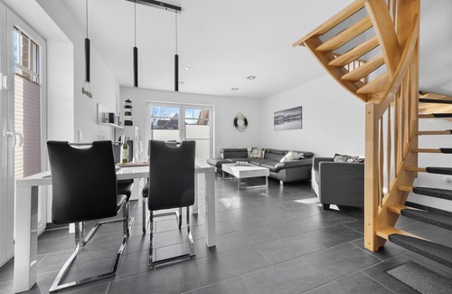 Wangerland House | Vacation home Wattwurm - semi-detached house with enough space for 4 people.