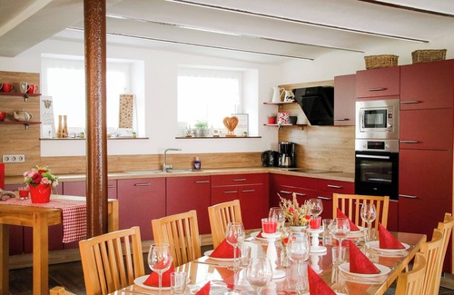 Hayingen House | Vacation home "Zum alten Kuhstall", wheelchair accessible, 200sqm, 6 bedrooms, max. 18 persons