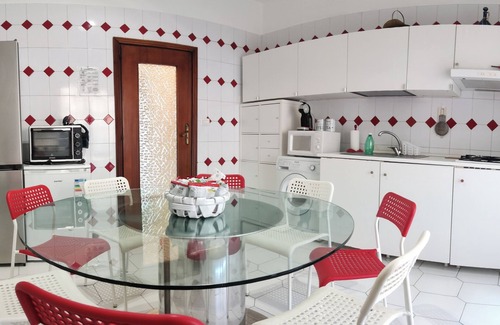 Portici Apartment | Vacation House - The Scent of the Sea.14 beds 50 meters from the sea!