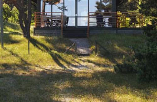 Yngsjo House | Vacation in a beach villa by the sea