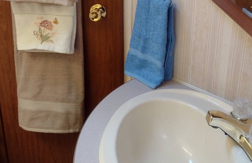 Fort Davis House | Vacation Rental Motor Home