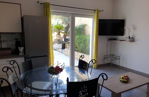 Plan-d'Orgon Ski Chalet | vacation rental with pool Orgon LS1-451