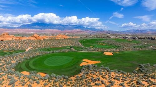 Hurricane Resort | Vacation Rentals at Sand Hollow Resort