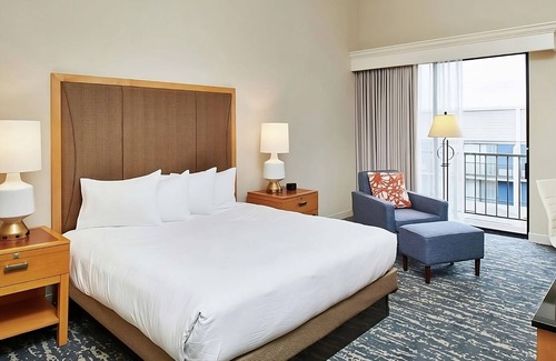 Berkeley Hotel | Vacation Starts Here in Berkeley! Near Morcom Amphitheater of Roses, w/Pool!