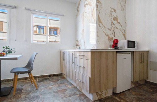 Puerto del Rosario Apartment | Vacation Studio 'Suite Amorosa' with Wi-Fi