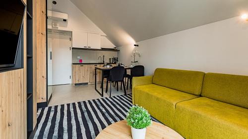 Kolobrzeg Apartment | VacationClub - Green Port Resort Apartament 517