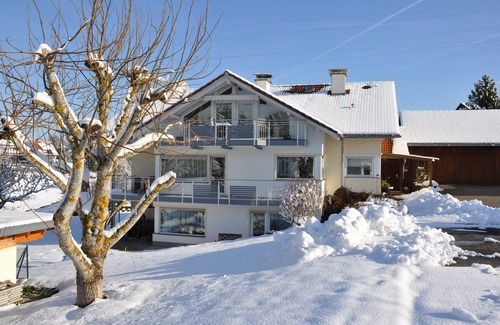 Uehlingen-Birkendorf Apartment | Vacations in the southern Black Forest in a cozy apartment with outdoor terraces